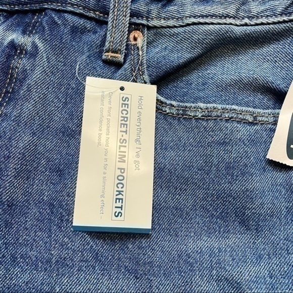 NWT Old Navy crop straight jeans 10 womens jeans 10 - Picture 2 of 9